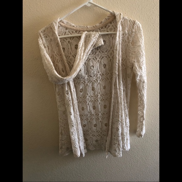 Lace Cardigan W/ Hood - Picture 3 of 3